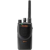 Radio portative de s&eacute;rie BPR40, Bande UHF/VHF, 8 canaux, Port&eacute;e 300 000 pi² Nuna Depot Inc.