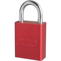 Cadenas de s&eacute;curit&eacute; American Lock, Rouge, Cl&eacute;s diff&eacute;rentes, Aluminium, Largeur de 1-1/2" Nuna Depot Inc.