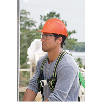 Casque de s&eacute;curit&eacute; North Matterhorn, R&eacute;pond aux normes CSA type 2, Suspension Rochet, Non ventil&eacute; Nuna Depot Inc.