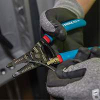 Klein-Kurve&reg; Wire Stripper & Cutter Nuna Depot Inc.