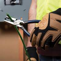 Universal Combination Pliers, 8-5/8" L Nuna Depot Inc.