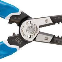 Klein-Kurve&reg; Heavy-Duty Wire Stripper, Cutter & Crimper Multi-Tool, 8-1/4" L, 8 - 20 AWG Nuna Depot Inc.