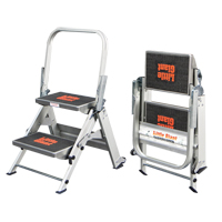 Safety Stepladder, 1.5', Aluminum, 300 lbs. Capacity, Type 1A Nuna Depot Inc.