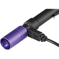 Lampe stylo UV avec port de recharge micro USB Stylus Pro, DEL, Corps en Aluminium, piles Rechargeable, Compris Nuna Depot Inc.