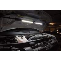 Baladeuse sous-capot pliante, Crochet, Rechargeable, 1400 lumens Nuna Depot Inc.